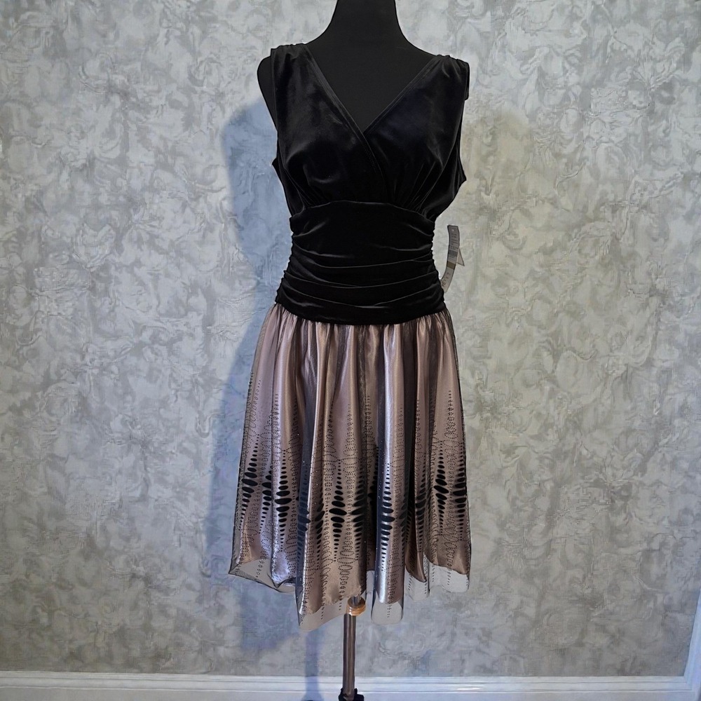 NWT JR Nites by Carol Lin‎ Black Velvet Dress V Neck Ruched Waist Tulle Midi  12